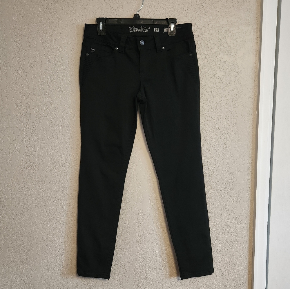 Miss Me Women's Mid-Rise Signature Skinny Jeans, Black, Size: 29 - Picture 2 of 14